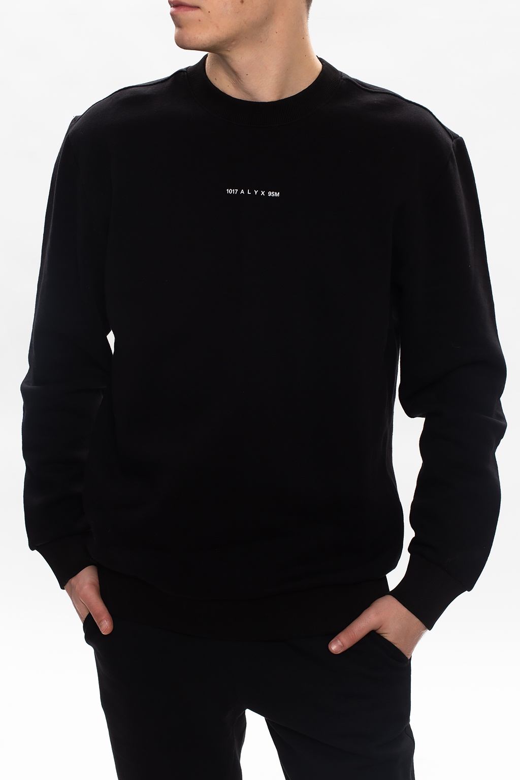 Black store 1017 ALXY 9SM Small Logo Crewneck